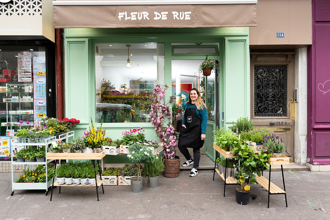 Fleur de rue - Devanture fleuriste installée à Paris 20e